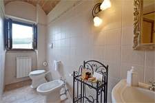 salle de bains villa toscane