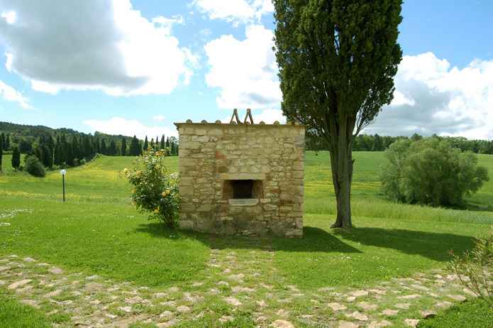 stone oven tuscany villa