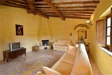 salon avec cheminée villa toscane