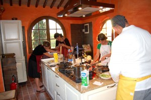 corso di cucina per addio al nubilato in villa toscana