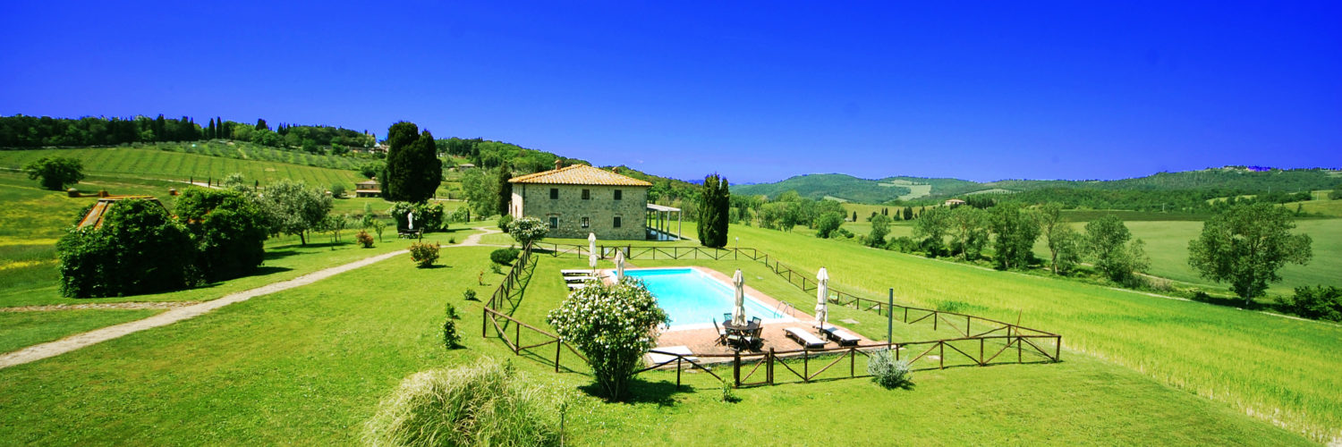 villa in toscana con piscina