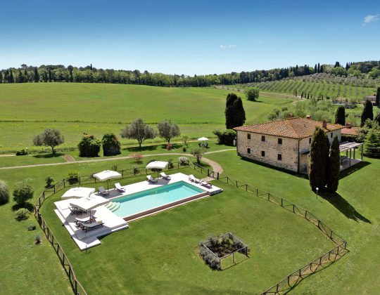 Villa a Volterra: come scegliere quella giusta per vivere la Toscana più autentica