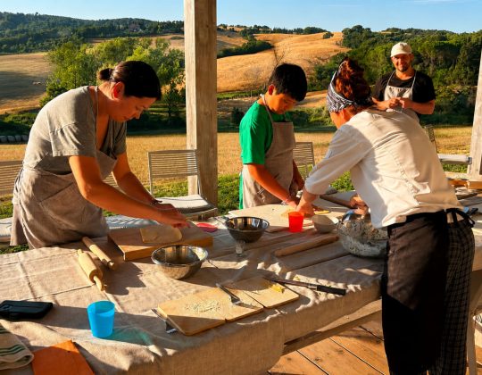 Cooking Class in una Villa Toscana: il modo più autentico per vivere la vera Toscana